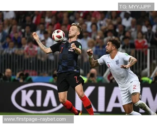 克罗托内主场迎战罗马球队期待逆袭争取胜利