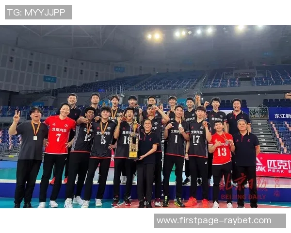 八一男排与北京男排激战正酣谁将赢得这场排球巅峰对决