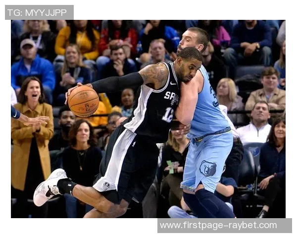 夏季联赛精彩对决马刺与76人激战正酣期待新星崭露头角