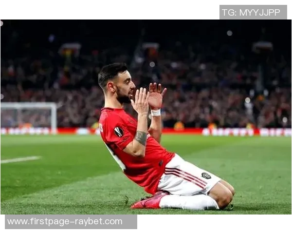 布鲁诺费尔南德斯:足球场上的战术大师与球队灵魂的完美结合 布鲁诺费尔南德斯:足球场上的战术大师与球队灵魂的完美结合