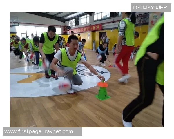 朱俊龙的奋斗之路与篮球梦想的追逐历程探秘